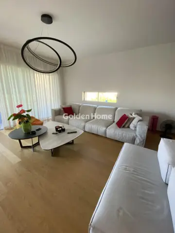Floor Apartment 135m<sup>2</sup> for rent photo 5595912