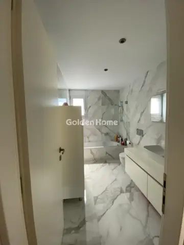 Floor Apartment 135m<sup>2</sup> for rent photo 5595917