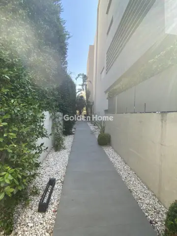 Floor Apartment 135m<sup>2</sup> for rent photo 5595950