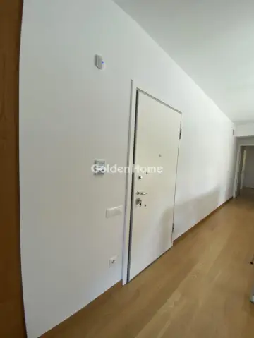 Floor Apartment 135m<sup>2</sup> for rent photo 5595932