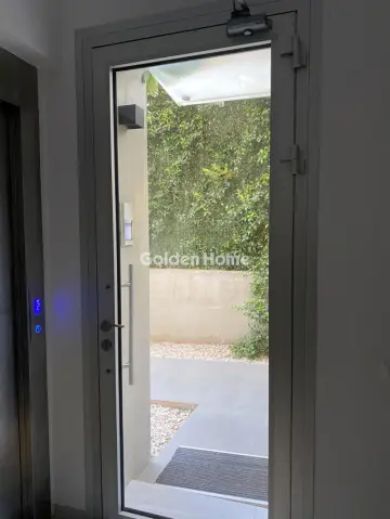 Floor Apartment 135m<sup>2</sup> for rent photo 5595942