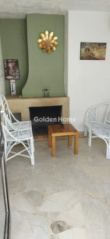 Penthouse 27m<sup>2</sup> for rent photo 1