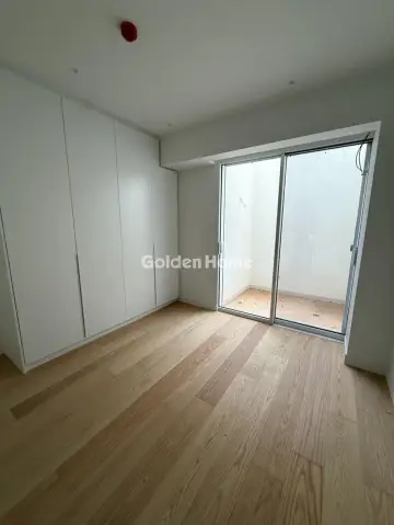 Maisonette Attached 303m<sup>2</sup> for rent photo 5607657