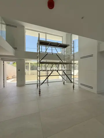 Maisonette Attached 303m<sup>2</sup> for rent photo 5607631