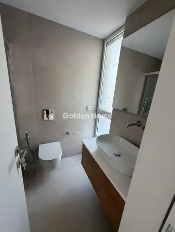 Maisonette Attached 303m<sup>2</sup> for rent photo 5607638