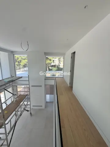 Maisonette Attached 303m<sup>2</sup> for rent photo 5607641