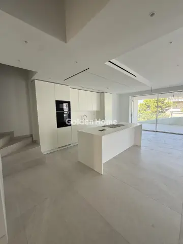 Floor Maisonette 200m<sup>2</sup> for rent photo 1