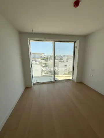 Floor Maisonette 200m<sup>2</sup> for rent photo 31