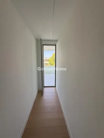 Floor Maisonette 200m<sup>2</sup> for rent photo 32