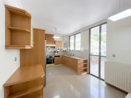 Floor Apartment 152m<sup>2</sup> for rent photo 3