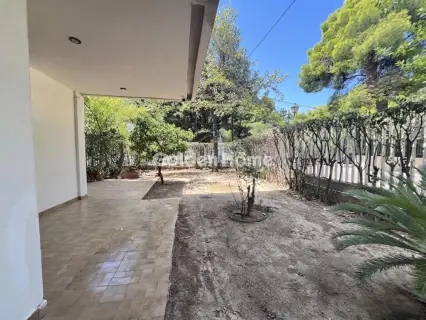 Floor Apartment 152m<sup>2</sup> for rent photo 5607490