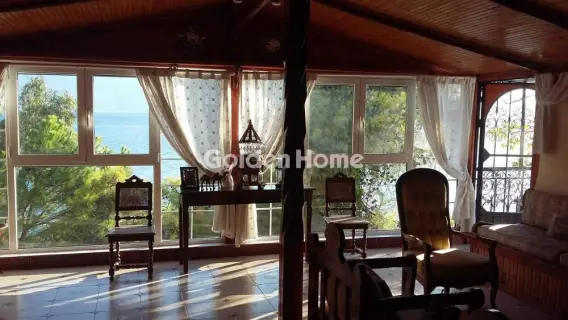 House 335m<sup>2</sup> for rent photo 20