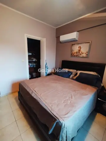 House 295m<sup>2</sup> for rent photo 22