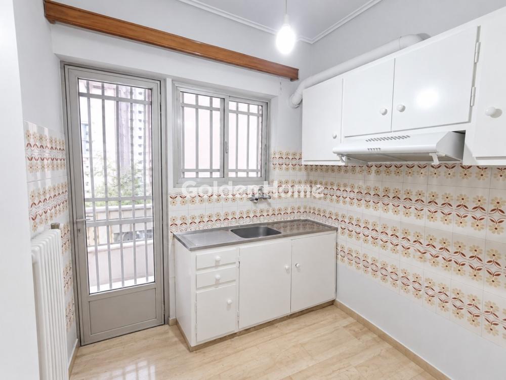 apartment in Nea Smyrni — Photo 5 of 14