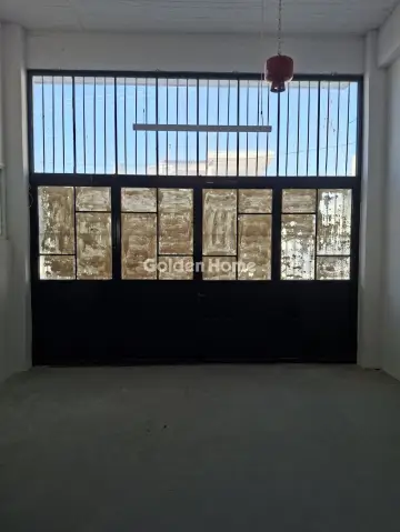 工业用 530m<sup>2</sup> for rent photo 1