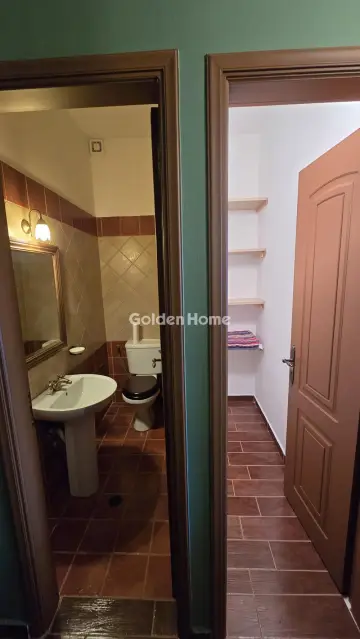Floor Apartment 125m<sup>2</sup> for rent photo 16