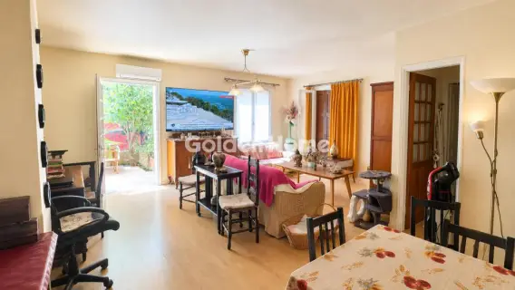 Κτίριο 240τ.μ. προς πώληση φωτογραφία 5