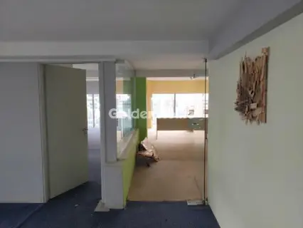 店铺 108m<sup>2</sup> for rent photo 1