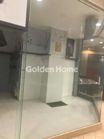 店铺 32m<sup>2</sup> for rent photo 1