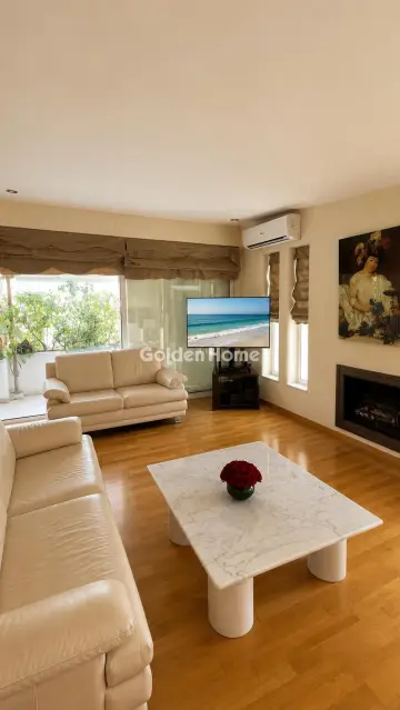 Independent Maisonette 200m<sup>2</sup> for sale photo 1