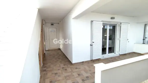Floor Maisonette 100m<sup>2</sup> for rent photo 2