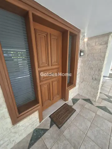Floor Apartment 108m<sup>2</sup> for rent photo 5615538