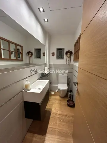 Apartment 200m<sup>2</sup> for rent photo 19
