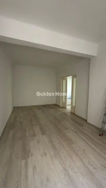 Floor Apartment 85m<sup>2</sup> for rent photo 5626713