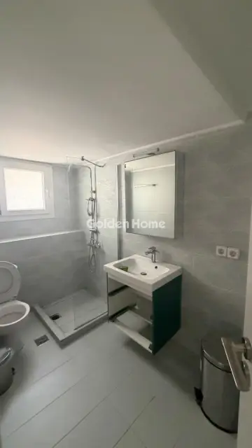 Floor Apartment 85m<sup>2</sup> for rent photo 5626720