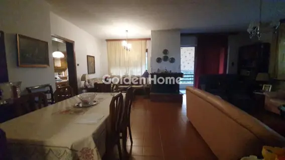 Floor Apartment 146m<sup>2</sup> for sale photo 3