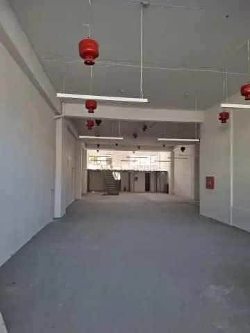 工业用 250m<sup>2</sup> for rent photo 1