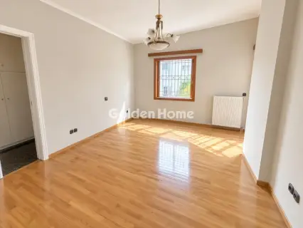 House 200m<sup>2</sup> for rent photo 8