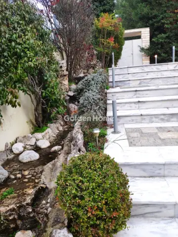 House 600m<sup>2</sup> for sale photo 5667498