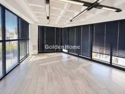Office 254m<sup>2</sup> for rent photo 4
