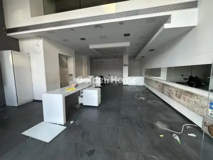 店铺 75m<sup>2</sup> for rent photo 1