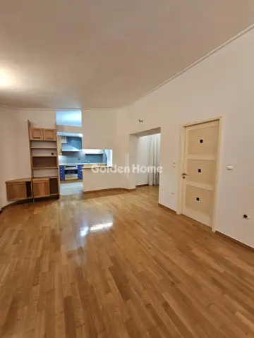 Floor Apartment 93m<sup>2</sup> for rent photo 3