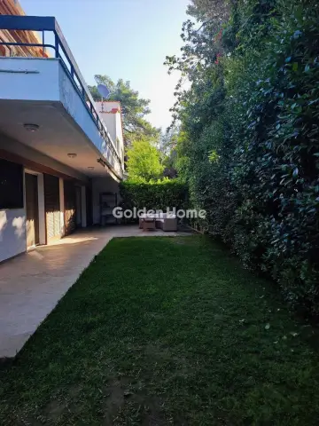 独立复式小屋 232m<sup>2</sup> for rent photo 5651634