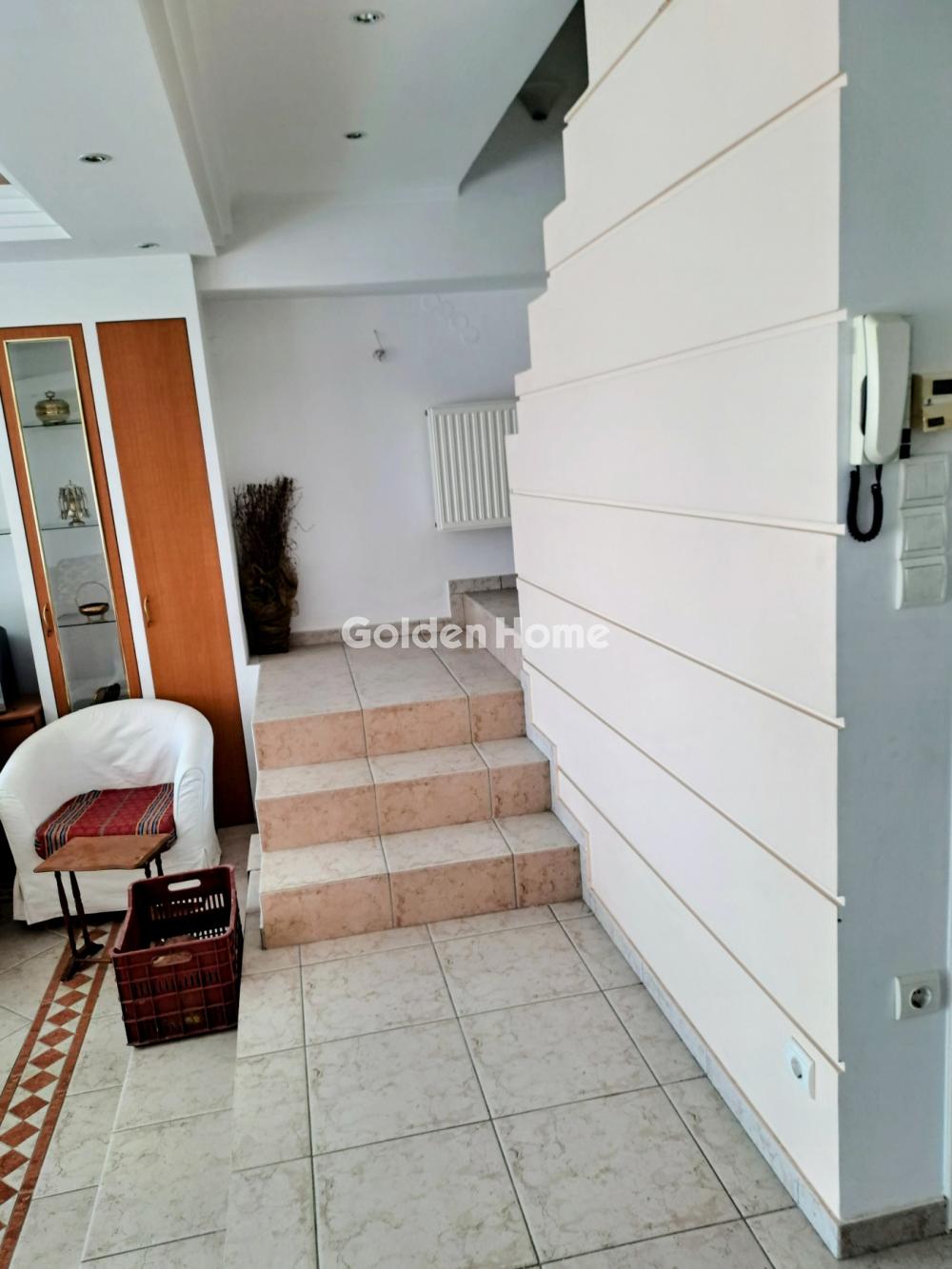 Κτήριο στην Κέντρο, Μέγαρα — Φωτογραφία 8 από 15
