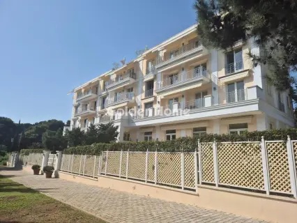 Floor Maisonette 256m<sup>2</sup> for sale photo 5657512