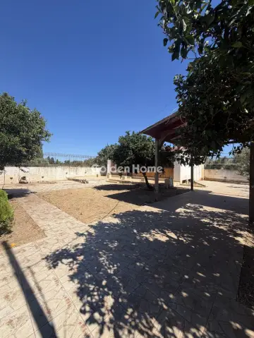 Residential 320m<sup>2</sup> for sale photo 5692553