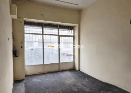 Store 33m<sup>2</sup> for sale photo 1