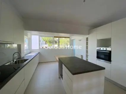 Floor Apartment 140m<sup>2</sup> for rent photo 3