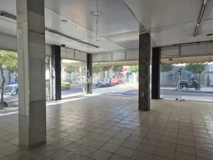 Store 127m<sup>2</sup> for rent photo 1