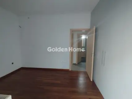Floor Apartment 119m<sup>2</sup> for rent photo 5678635