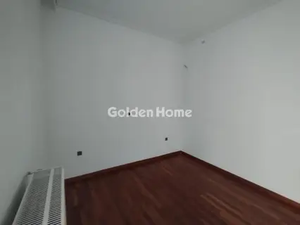 Floor Apartment 119m<sup>2</sup> for rent photo 5678636