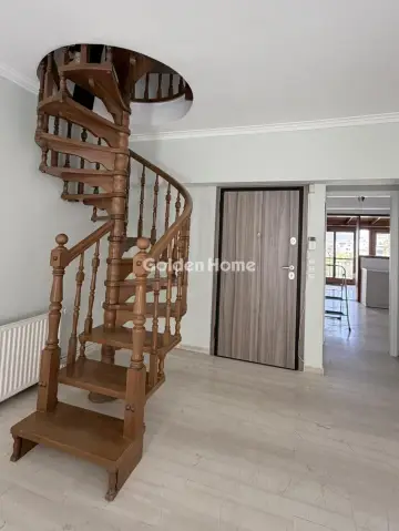 Floor Maisonette 148m<sup>2</sup> for sale photo 3