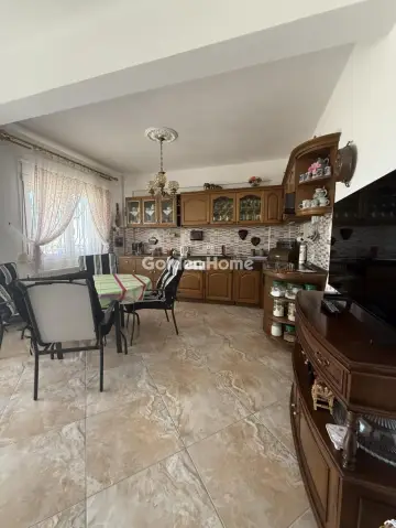 House 240m<sup>2</sup> for sale photo 5668872