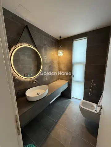 Floor Apartment 138m<sup>2</sup> for rent photo 27