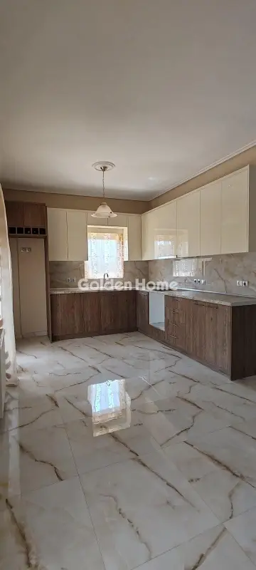Floor Apartment 82m<sup>2</sup> for rent photo 5706933