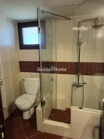 Independent Maisonette 198m<sup>2</sup> for rent photo 39